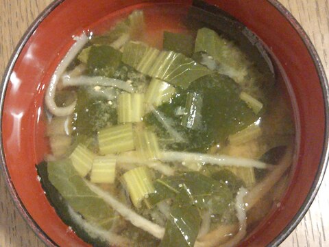 小松菜、切り干し大根、ワカメの味噌汁